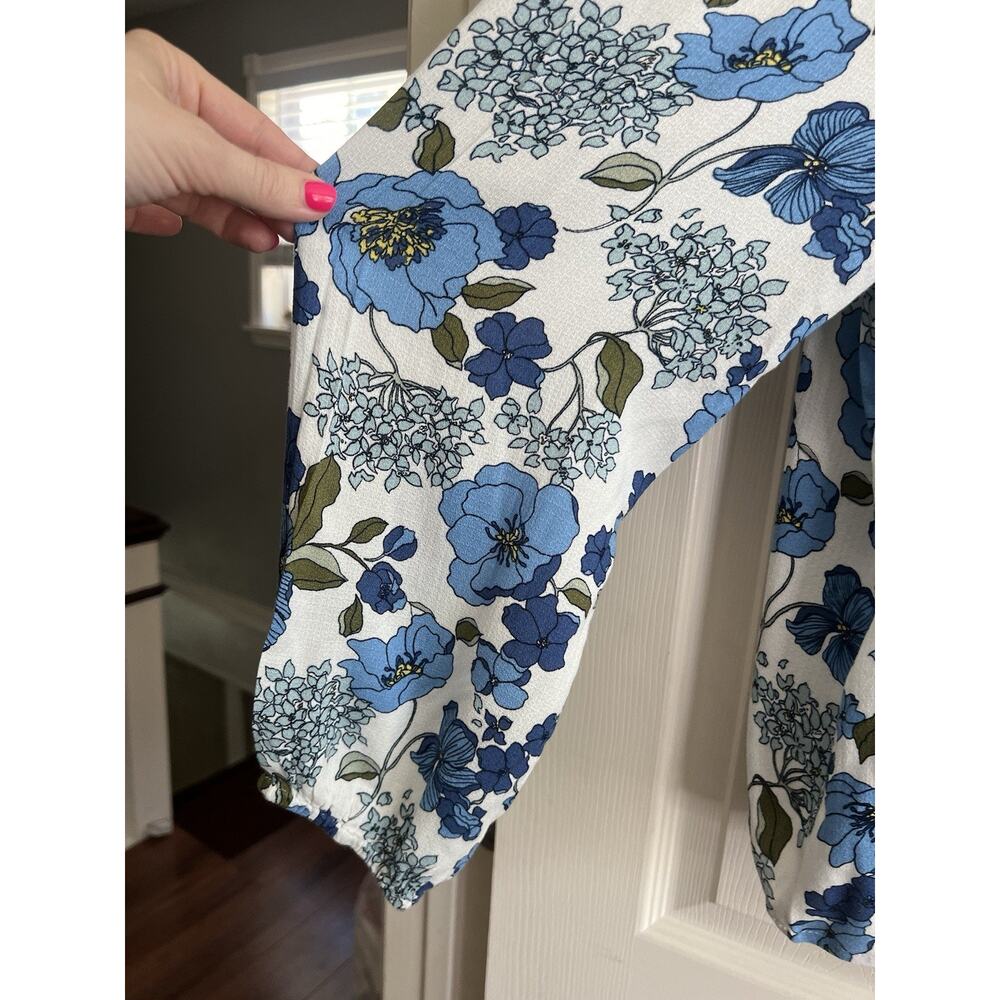 LUCKY BRAND Women's Blue Floral Bohemian Peasant Tassel Blouse Top Sz XL NWT - Picture 3 of 12
